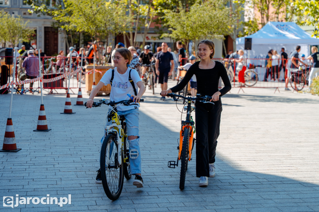 Jarocin z rekordem Polski największej orkiestry dzwonków rowerowych