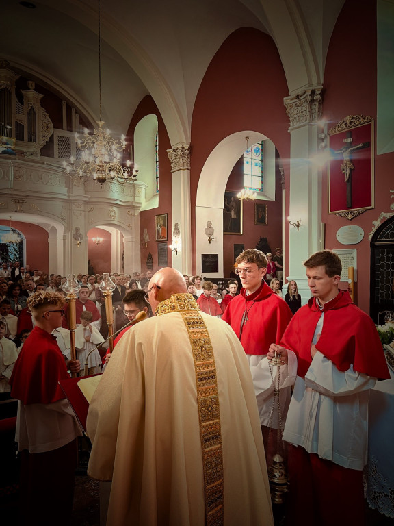 Procesja Bożego Ciała z kościoła św. Marcina do kościoła Chrystusa Króla