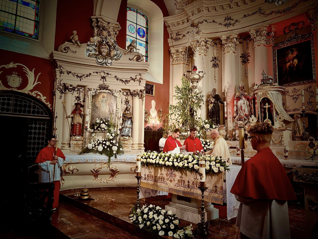 Procesja Bożego Ciała z kościoła św. Marcina do kościoła Chrystusa Króla