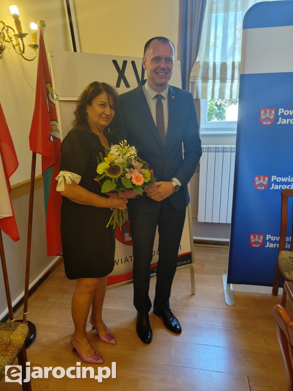 Zarząd Powiatu Jarocińskiego z absolutorium i wotum zaufania