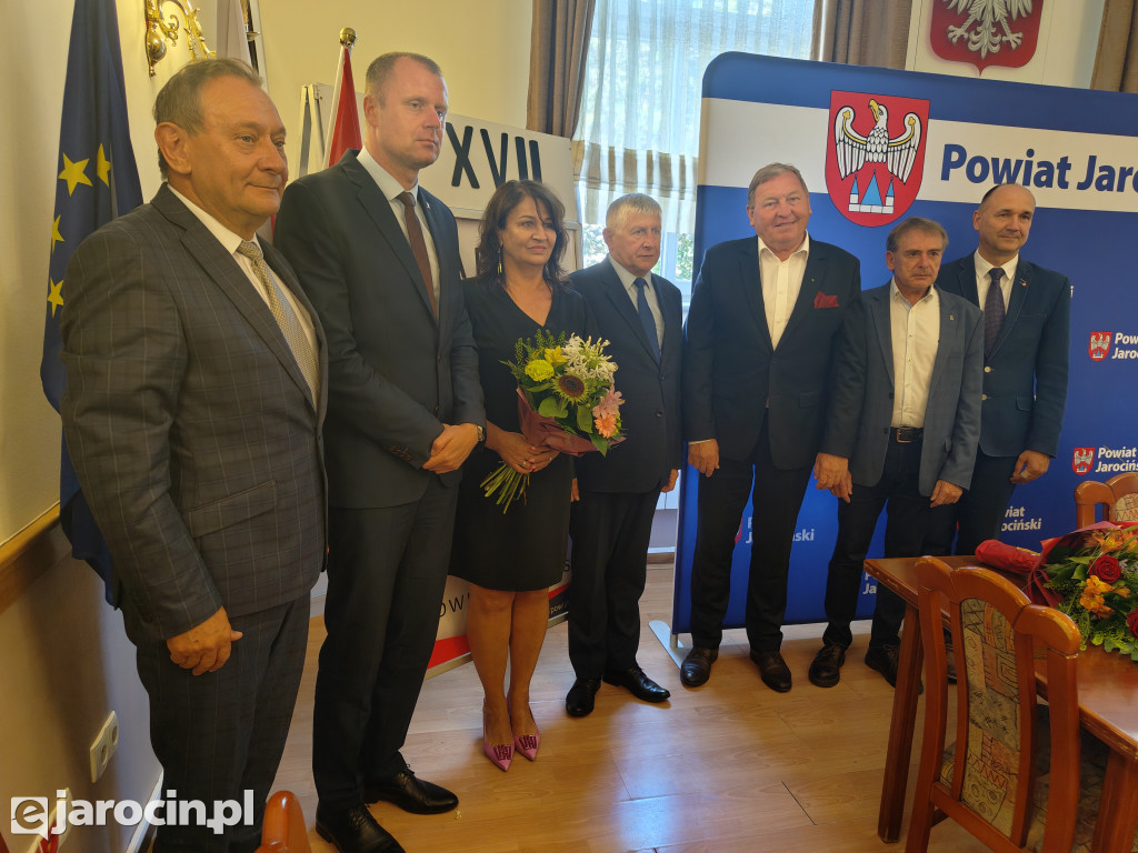 Zarząd Powiatu Jarocińskiego z absolutorium i wotum zaufania