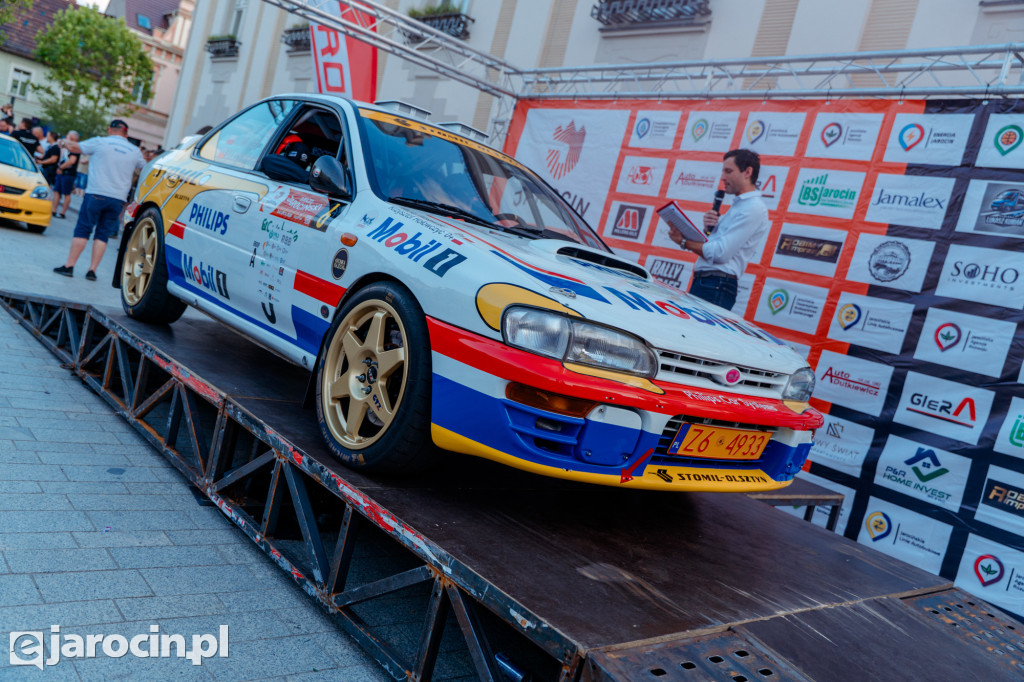  3. RALLY and RACE Rajdu Jarocińskiego. Sobota na rynku pełna emocji i klasyki motoryzacji