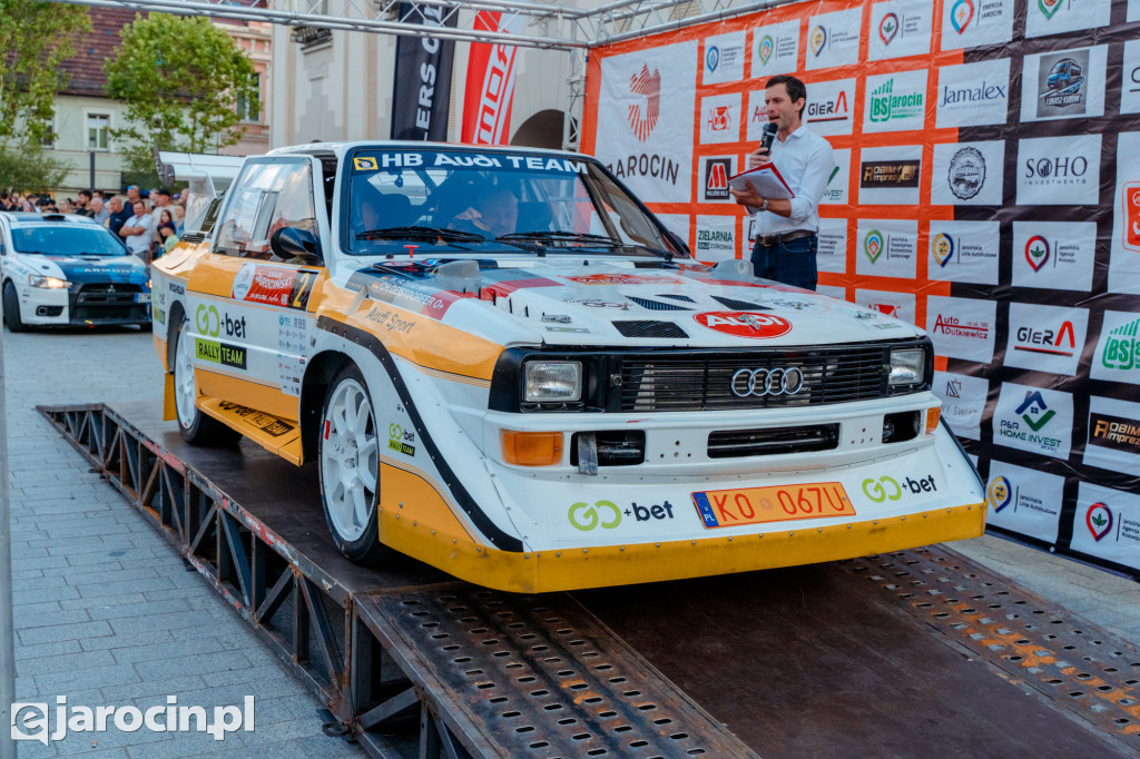  3. RALLY and RACE Rajdu Jarocińskiego. Sobota na rynku pełna emocji i klasyki motoryzacji