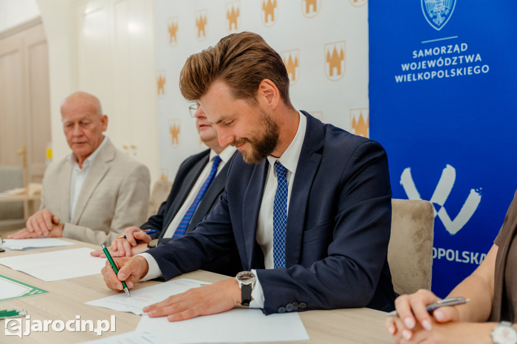 Podpisanie umów w ramach konkursu „Pięknieje Wielkopolska Wieś”