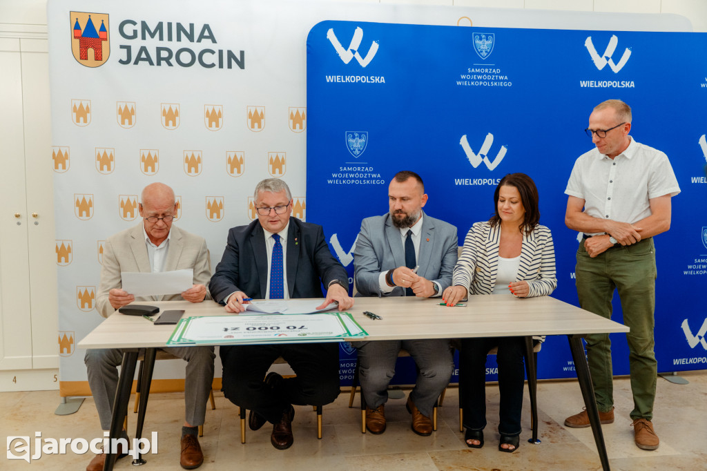 Podpisanie umów w ramach konkursu „Pięknieje Wielkopolska Wieś”