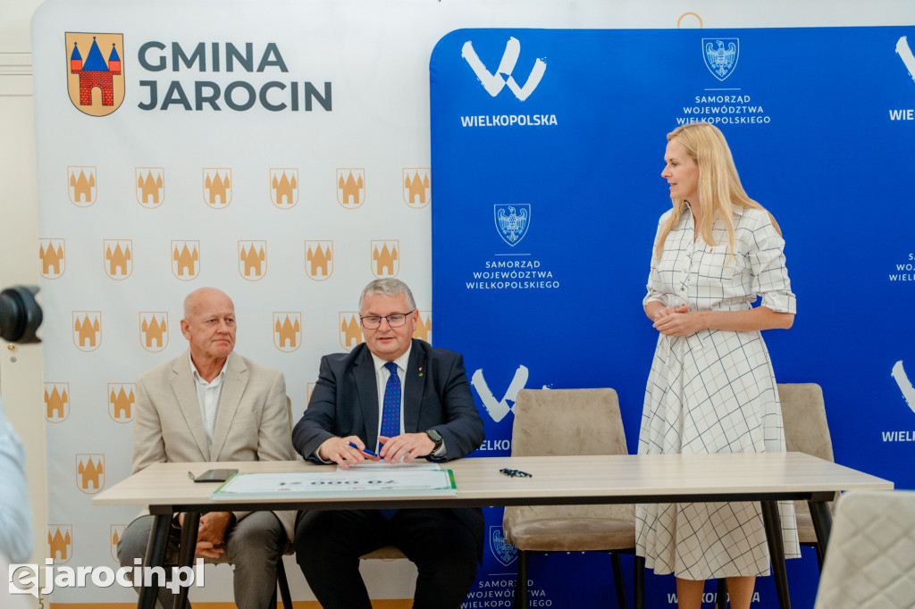 Podpisanie umów w ramach konkursu „Pięknieje Wielkopolska Wieś”