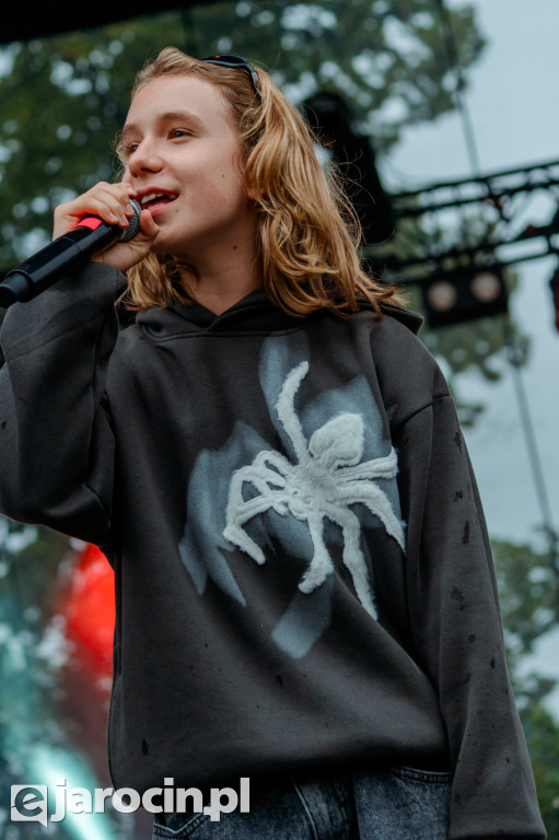 Muzyczna podróż rozpoczęta! Za nami otwarcie Jarocin Festiwal 2025 – z emocjami, nagrodami i jubileuszem Banacha