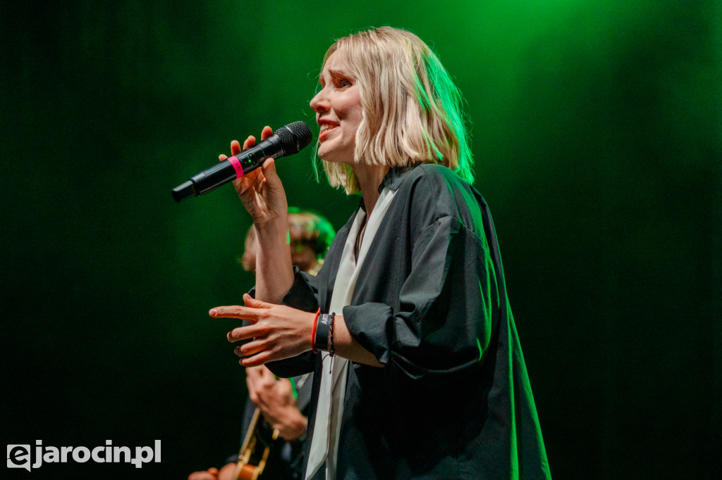 Muzyczna podróż rozpoczęta! Za nami otwarcie Jarocin Festiwal 2025 – z emocjami, nagrodami i jubileuszem Banacha