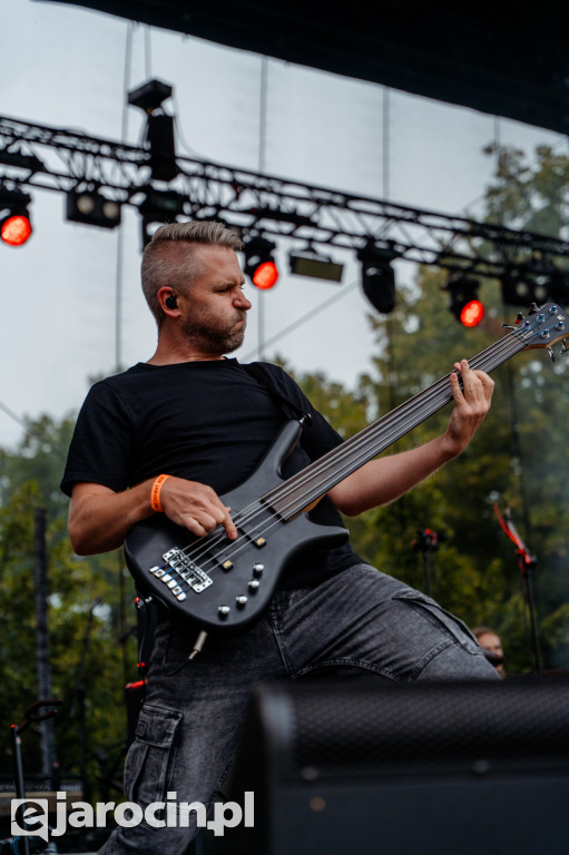 Muzyczna podróż rozpoczęta! Za nami otwarcie Jarocin Festiwal 2025 – z emocjami, nagrodami i jubileuszem Banacha