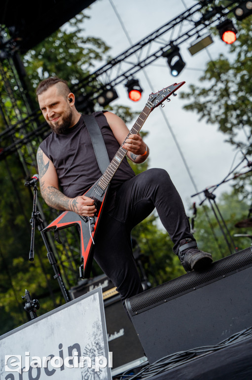 Muzyczna podróż rozpoczęta! Za nami otwarcie Jarocin Festiwal 2025 – z emocjami, nagrodami i jubileuszem Banacha