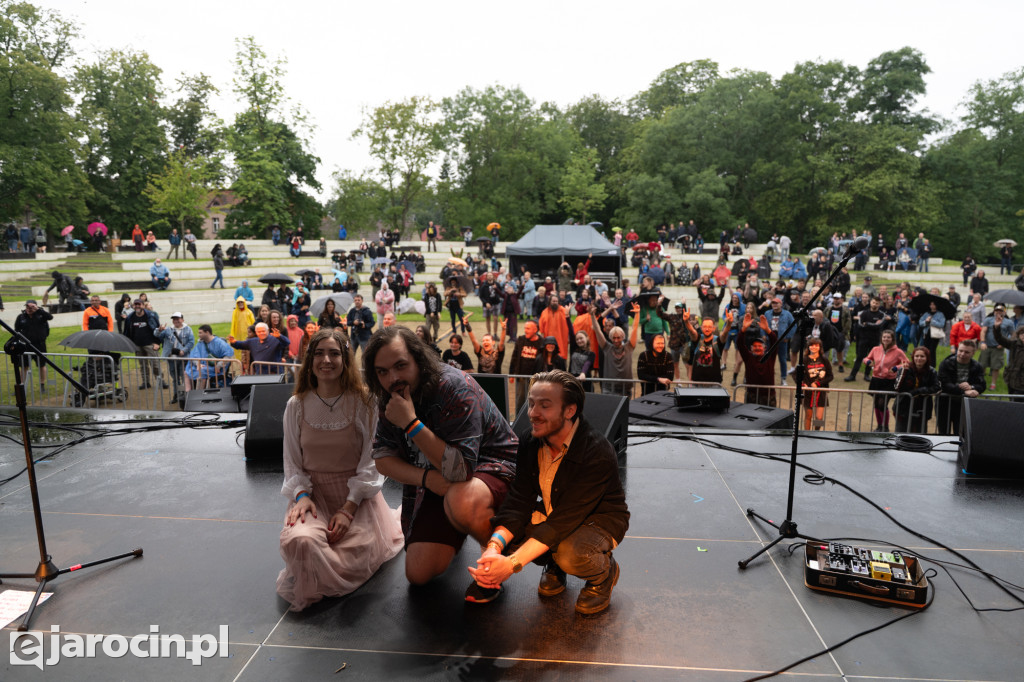 Muzyczna podróż rozpoczęta! Za nami otwarcie Jarocin Festiwal 2025 – z emocjami, nagrodami i jubileuszem Banacha