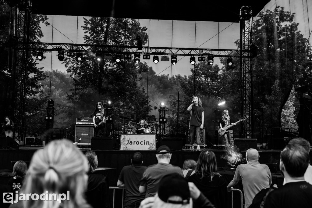 Muzyczna podróż rozpoczęta! Za nami otwarcie Jarocin Festiwal 2025 – z emocjami, nagrodami i jubileuszem Banacha