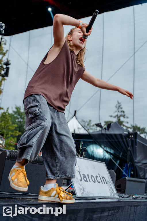 Muzyczna podróż rozpoczęta! Za nami otwarcie Jarocin Festiwal 2025 – z emocjami, nagrodami i jubileuszem Banacha