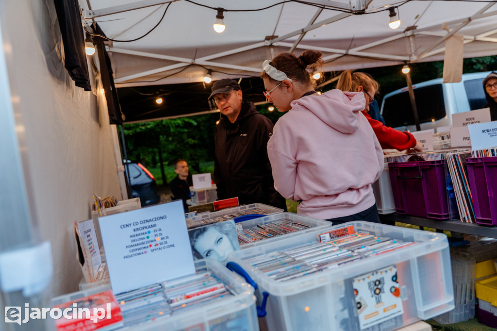 Muzyczna podróż rozpoczęta! Za nami otwarcie Jarocin Festiwal 2025 – z emocjami, nagrodami i jubileuszem Banacha