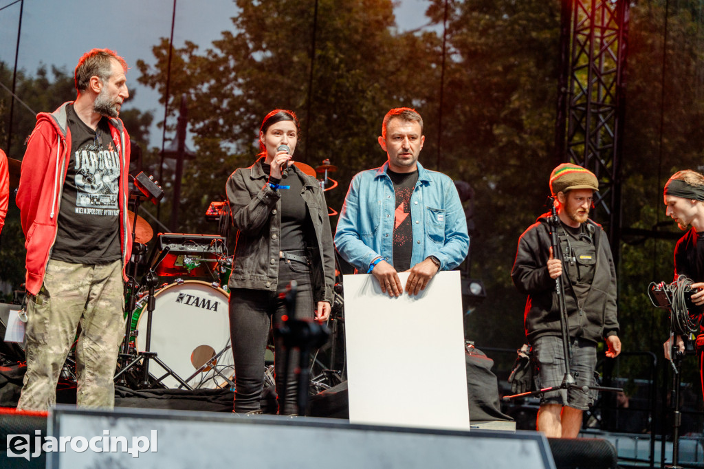 Muzyczna podróż rozpoczęta! Za nami otwarcie Jarocin Festiwal 2025 – z emocjami, nagrodami i jubileuszem Banacha