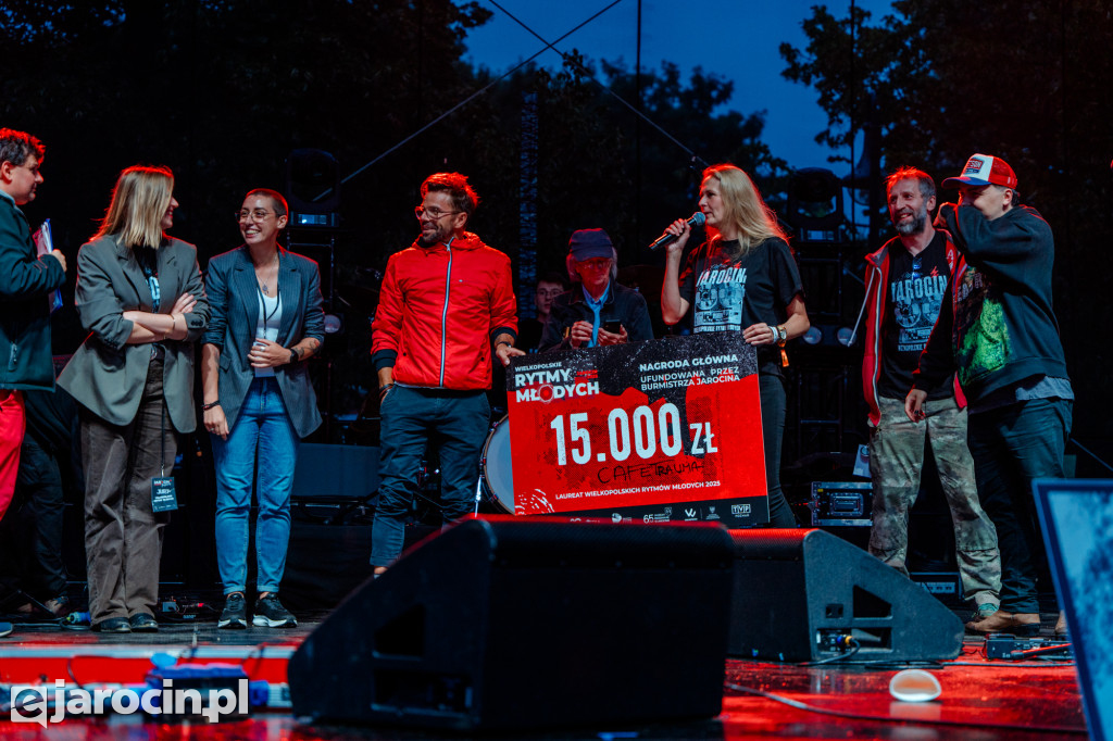 Muzyczna podróż rozpoczęta! Za nami otwarcie Jarocin Festiwal 2025 – z emocjami, nagrodami i jubileuszem Banacha