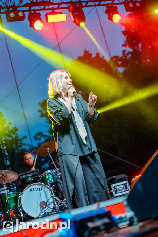 Muzyczna podróż rozpoczęta! Za nami otwarcie Jarocin Festiwal 2025 – z emocjami, nagrodami i jubileuszem Banacha