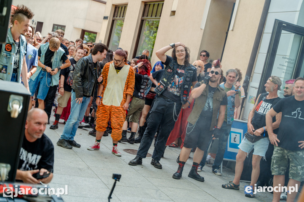 Koncert zespołu Rewers na jarocińskim rynku