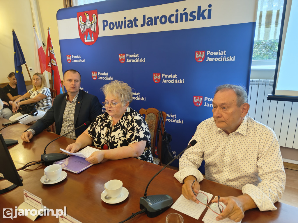 Powiatowa Komisji Zdrowia i Spraw Społecznych ws. likwidacji oddziałów w szpitalu