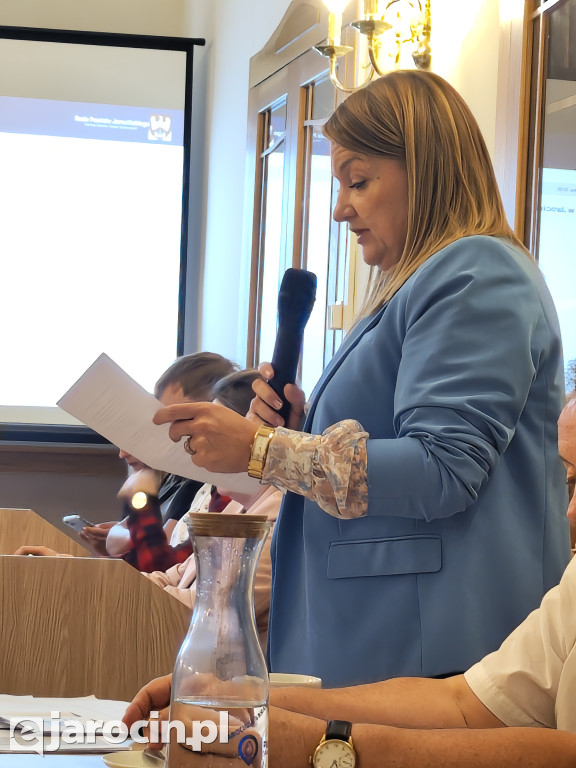 Powiatowa Komisji Zdrowia i Spraw Społecznych ws. likwidacji oddziałów w szpitalu