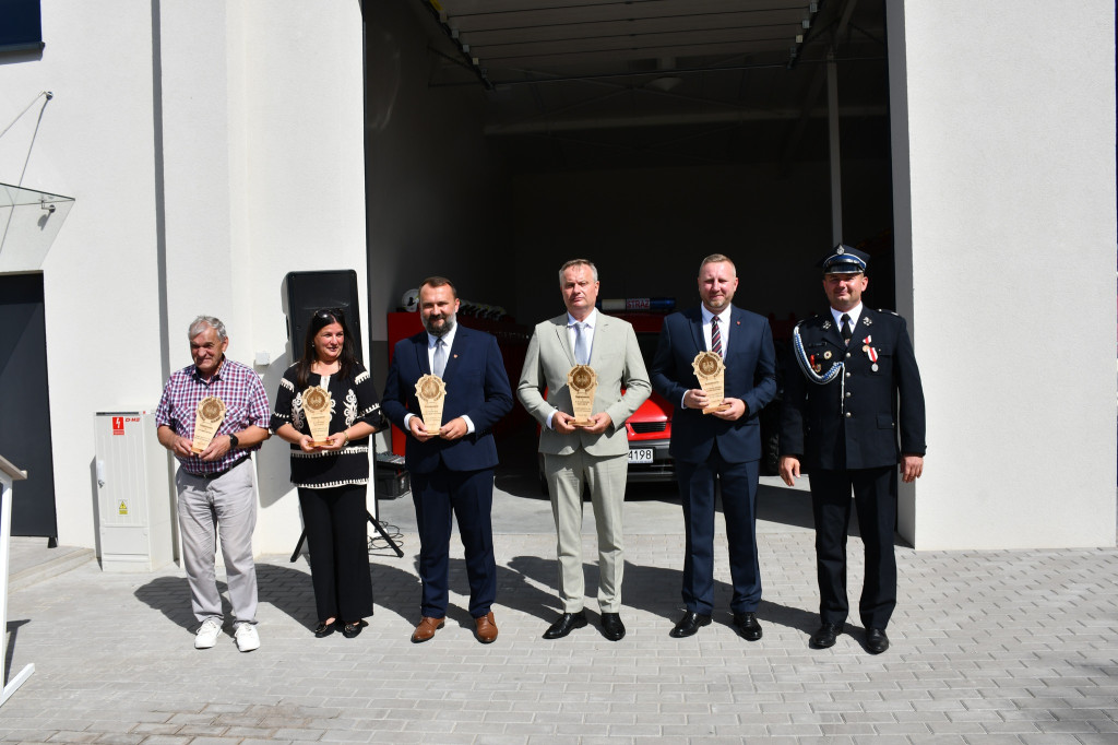 Otwarcie nowej remizy w Dobieszczyźnie