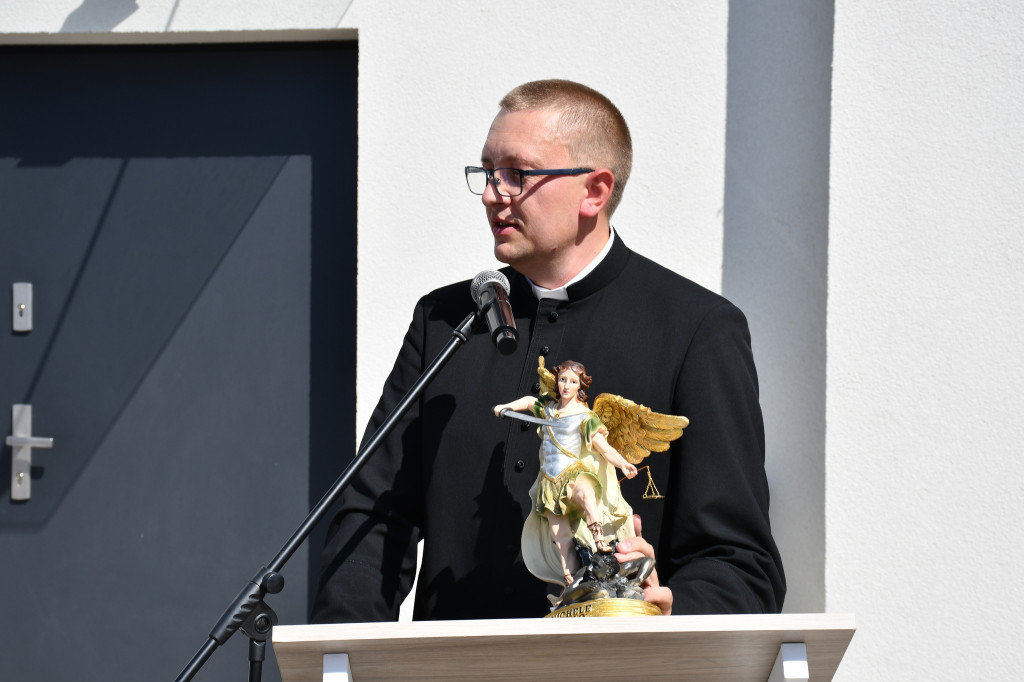 Otwarcie nowej remizy w Dobieszczyźnie