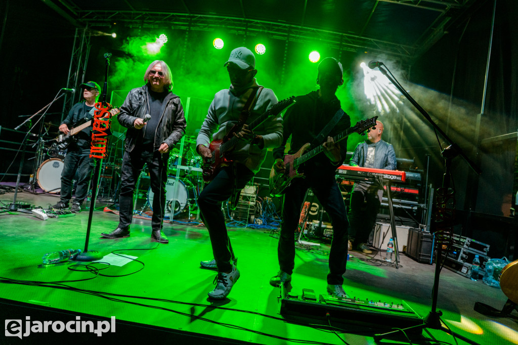 Barwny korowód i koncert Universe – tak wyglądały Dożynki Gminne w Wojciechowie