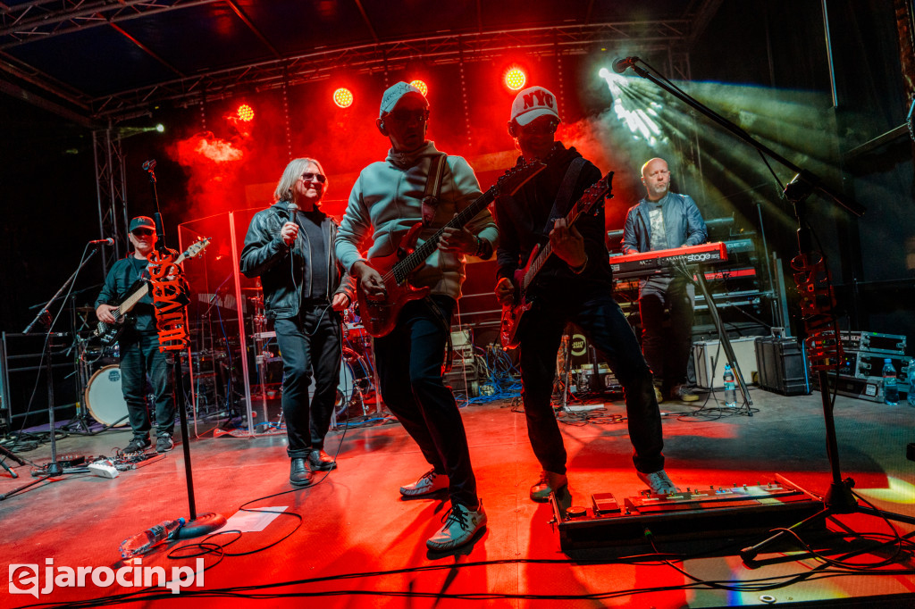 Barwny korowód i koncert Universe – tak wyglądały Dożynki Gminne w Wojciechowie