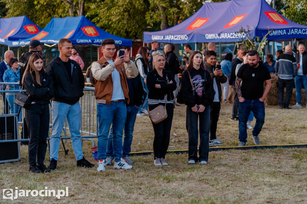 Barwny korowód i koncert Universe – tak wyglądały Dożynki Gminne w Wojciechowie