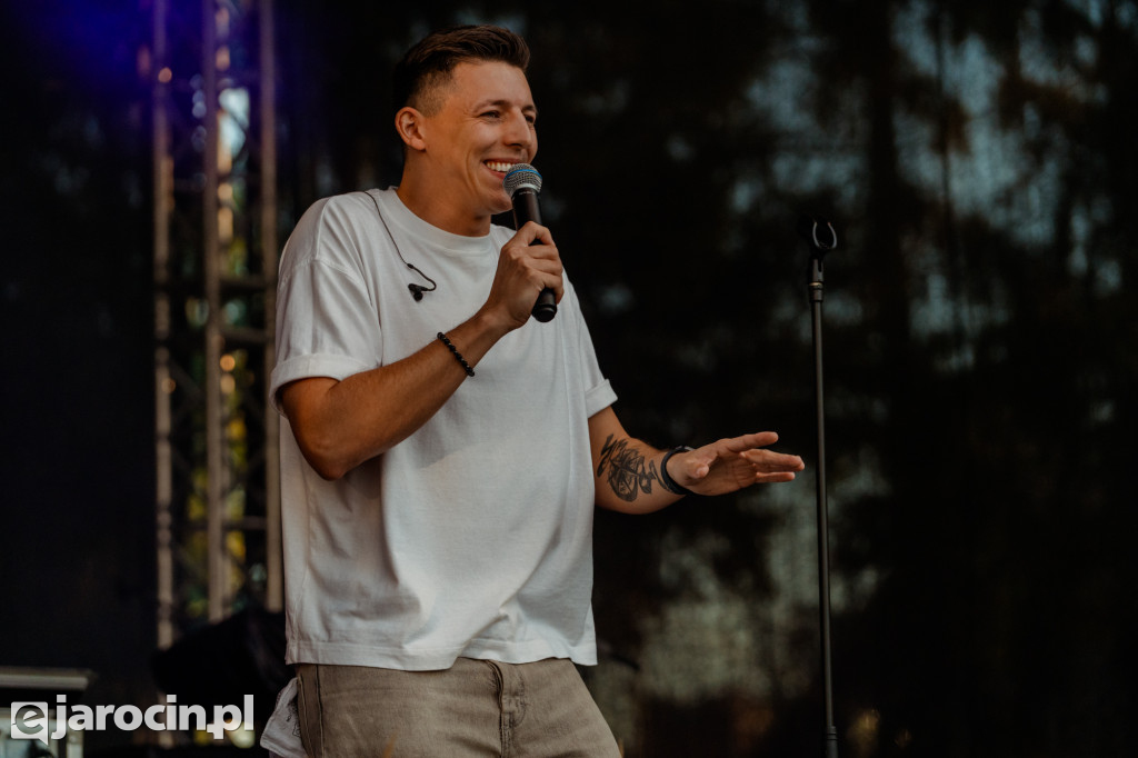 Classic i Marcin Kłosowski rozbawili publiczność na dożynkach w Cielczy