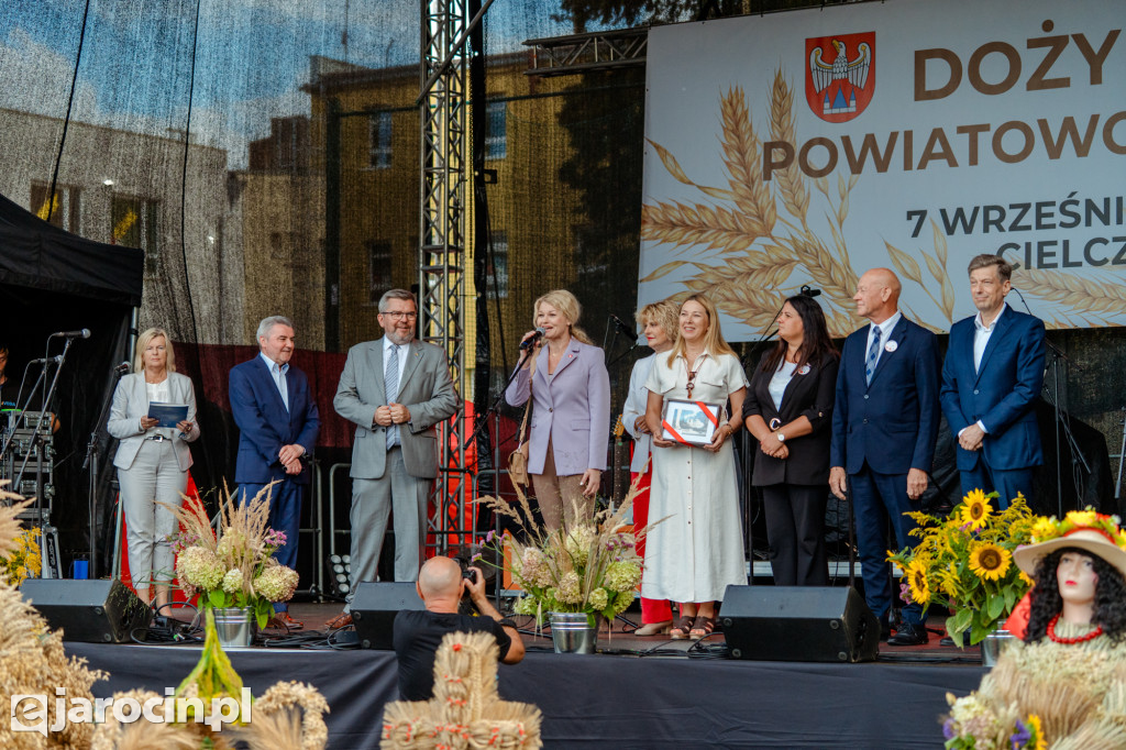 Classic i Marcin Kłosowski rozbawili publiczność na dożynkach w Cielczy