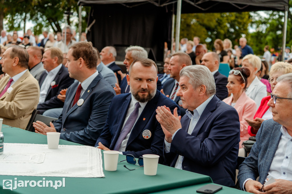 Classic i Marcin Kłosowski rozbawili publiczność na dożynkach w Cielczy