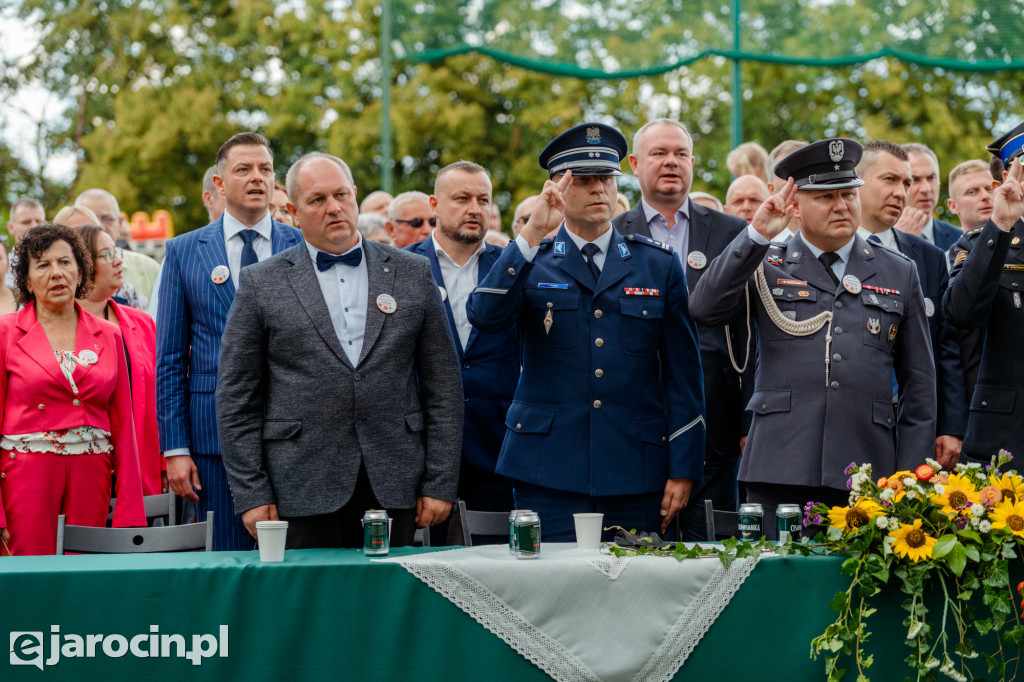 Classic i Marcin Kłosowski rozbawili publiczność na dożynkach w Cielczy