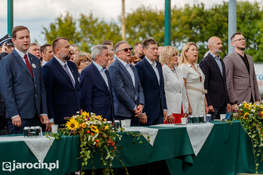 Classic i Marcin Kłosowski rozbawili publiczność na dożynkach w Cielczy