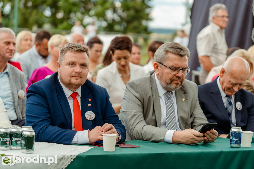 Classic i Marcin Kłosowski rozbawili publiczność na dożynkach w Cielczy