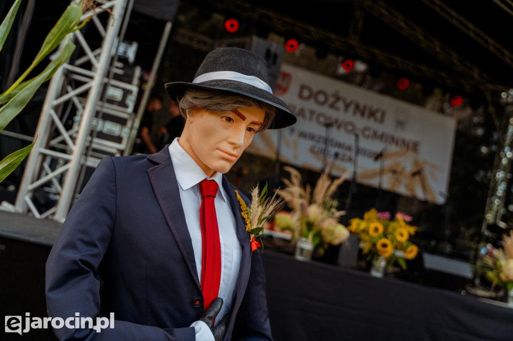Classic i Marcin Kłosowski rozbawili publiczność na dożynkach w Cielczy