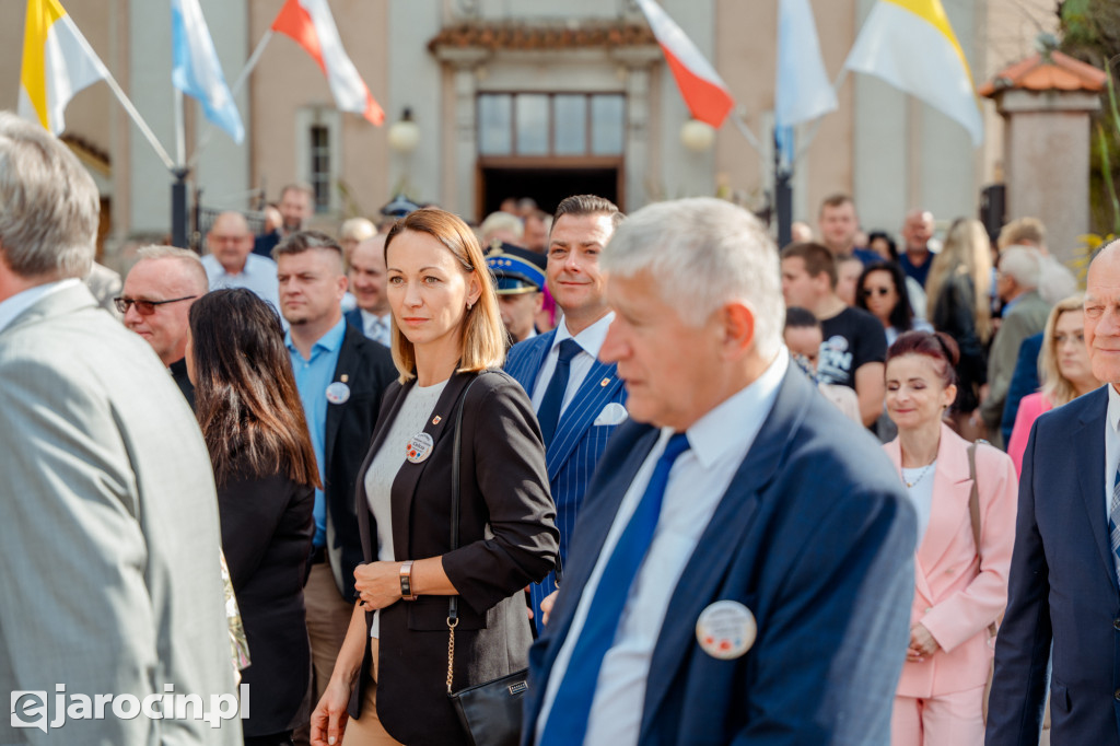 Classic i Marcin Kłosowski rozbawili publiczność na dożynkach w Cielczy