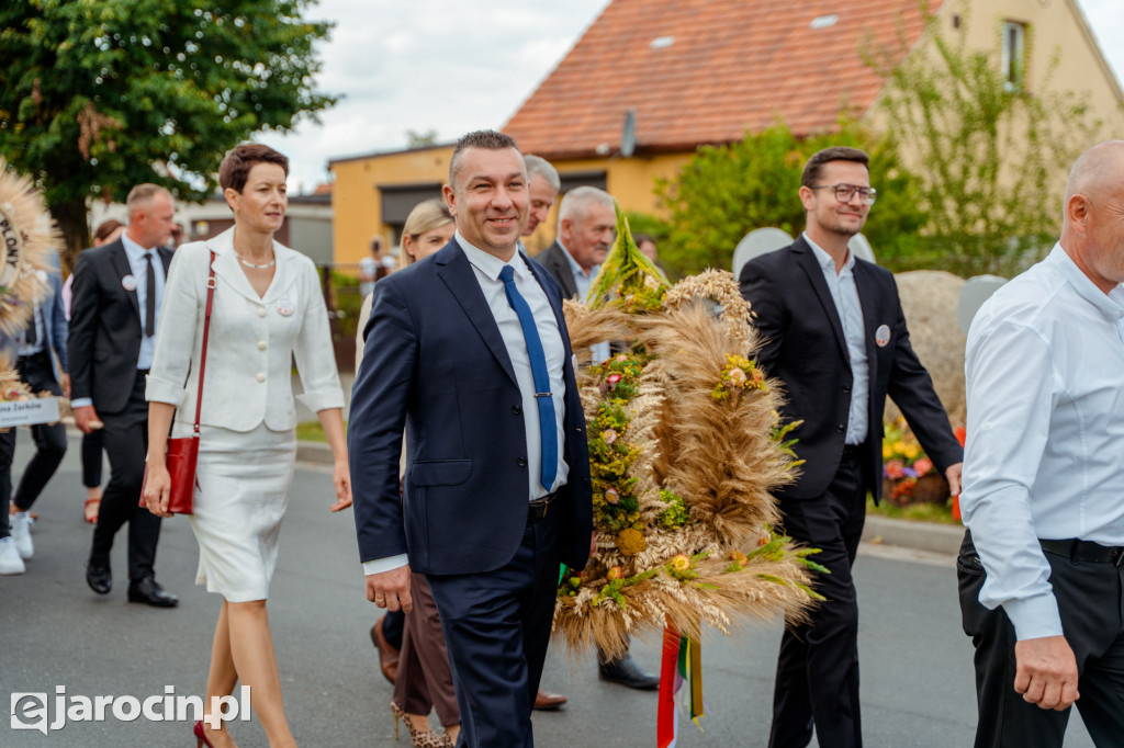 Classic i Marcin Kłosowski rozbawili publiczność na dożynkach w Cielczy