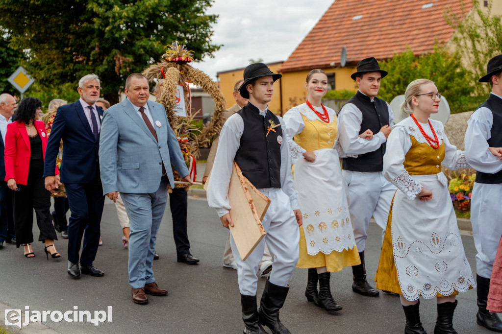 Classic i Marcin Kłosowski rozbawili publiczność na dożynkach w Cielczy