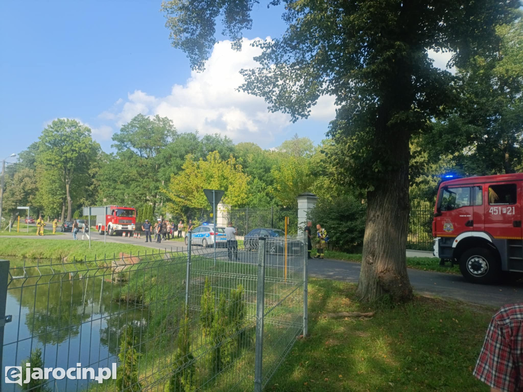 Zderzenie motoroweru z samochodem w Tarcach