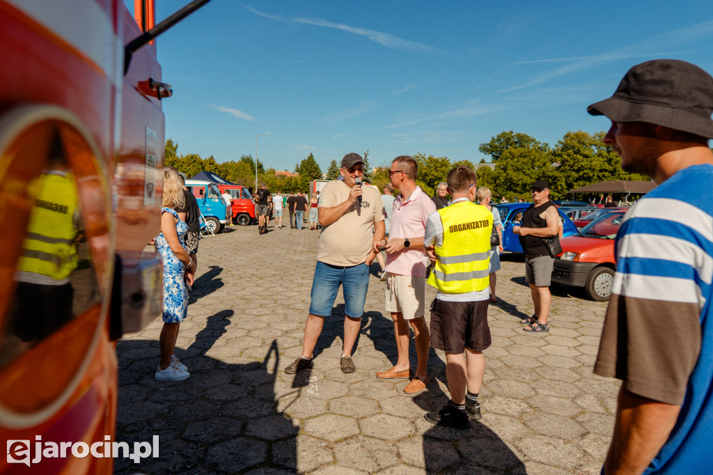 Piękna pogoda, piękne auta – wyjątkowe zakończenie sezonu w Jarocinie
