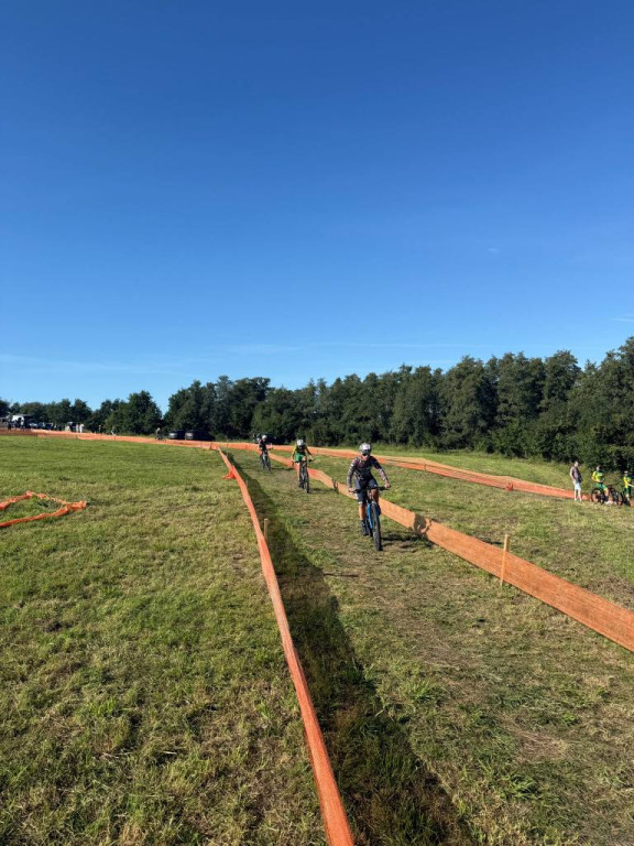 Kolarze Victorii błyszczą na memoriale MTB