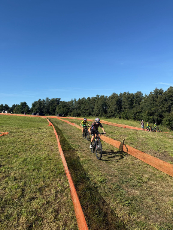 Kolarze Victorii błyszczą na memoriale MTB