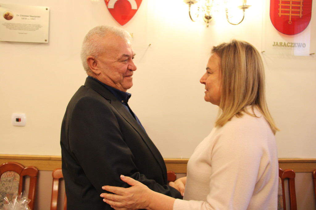 Wzruszające pożegnanie dyrektora Domu Dziecka w Górze