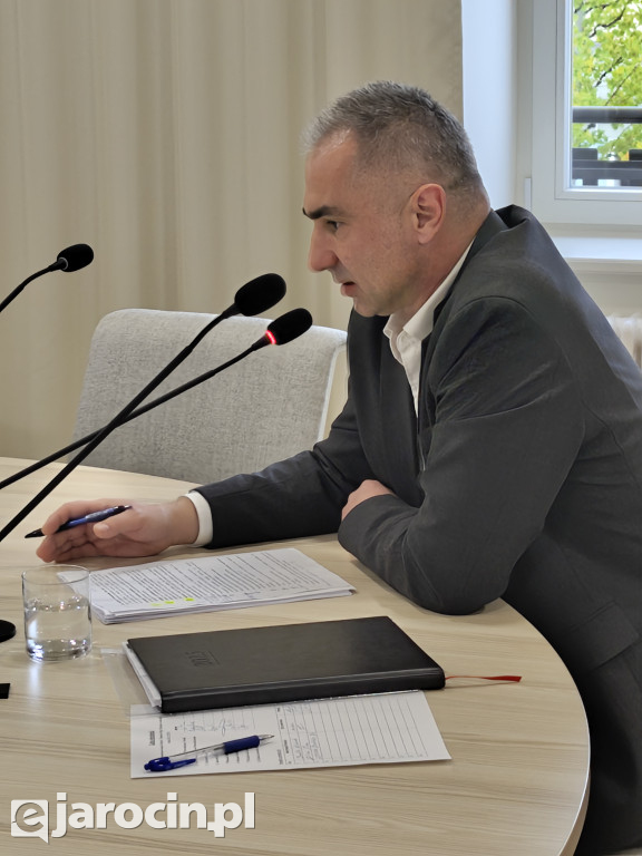Komisja Budżetu i Finansów Rady Miejskiej w Jarocinie na temat schroniska dla zwierząt w Radlinie