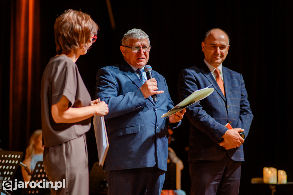 Biblioteka, która łączy pokolenia – świętuje 80 lat istnienia