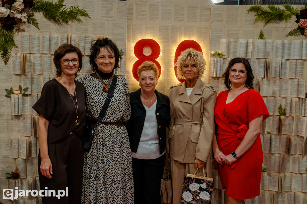 Biblioteka, która łączy pokolenia – świętuje 80 lat istnienia