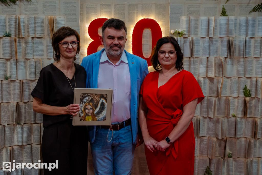 Biblioteka, która łączy pokolenia – świętuje 80 lat istnienia