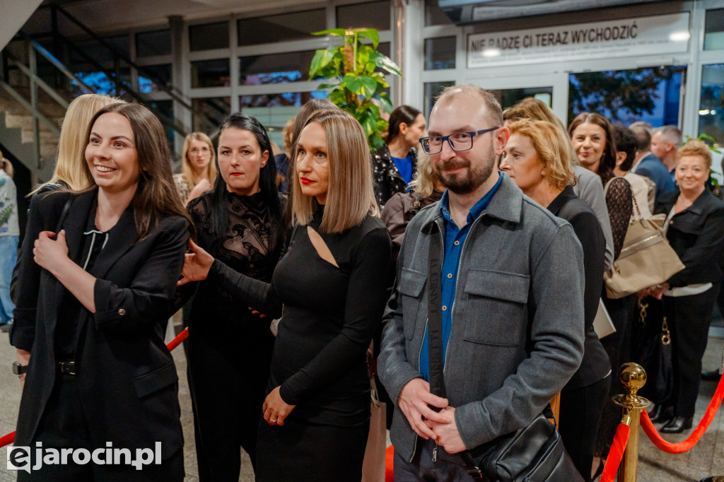 Biblioteka, która łączy pokolenia – świętuje 80 lat istnienia