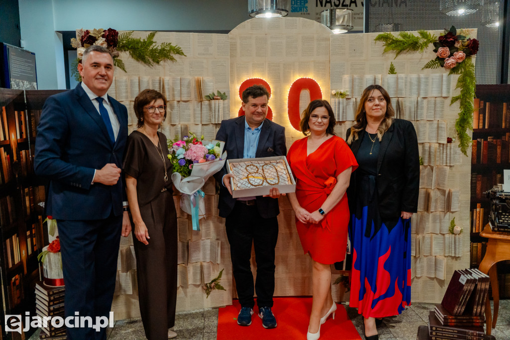 Biblioteka, która łączy pokolenia – świętuje 80 lat istnienia
